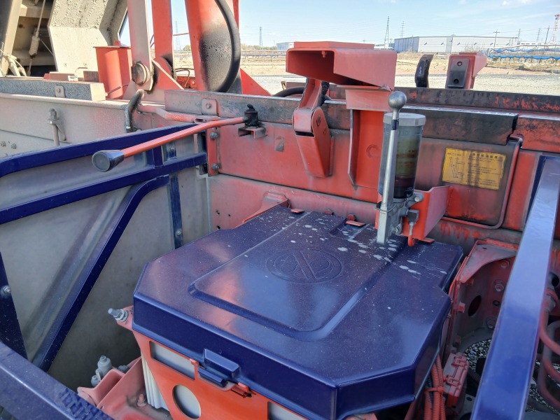 中古ダンプ 日野 プロフィア