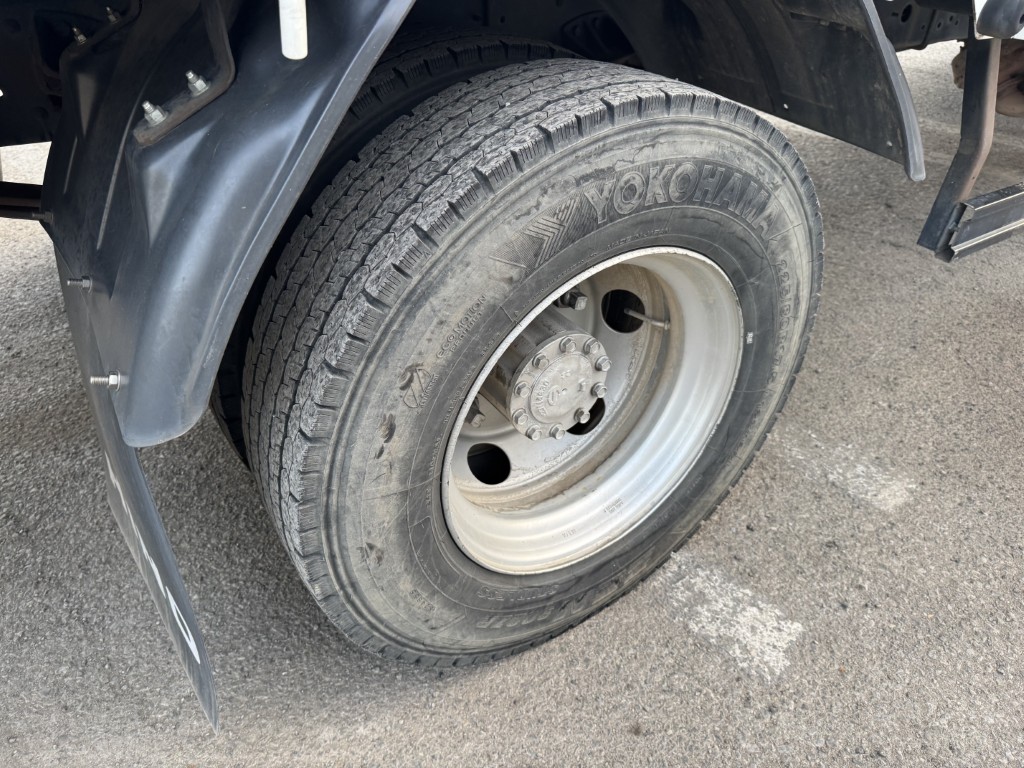 中古平アルミブロック 日野 レンジャー