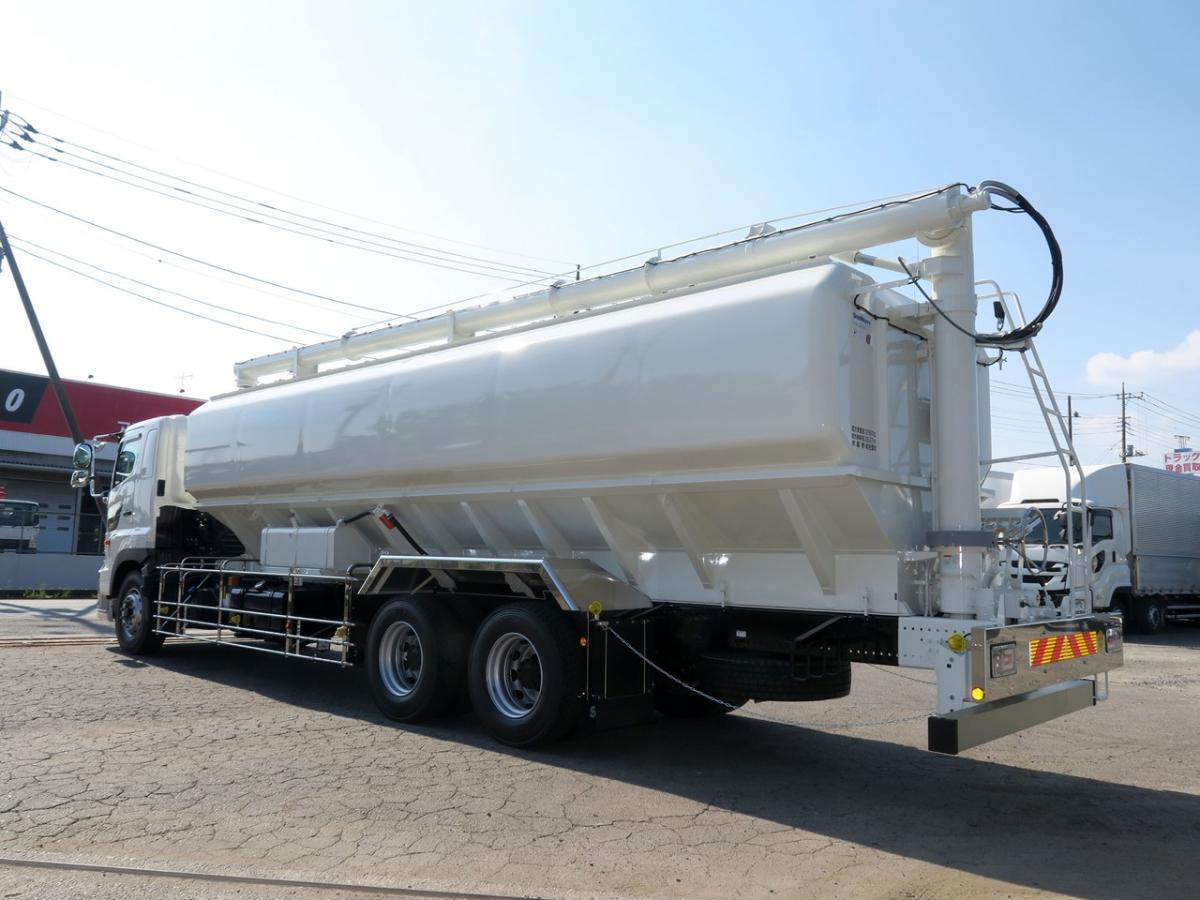 中古飼料運搬車 日野 プロフィア