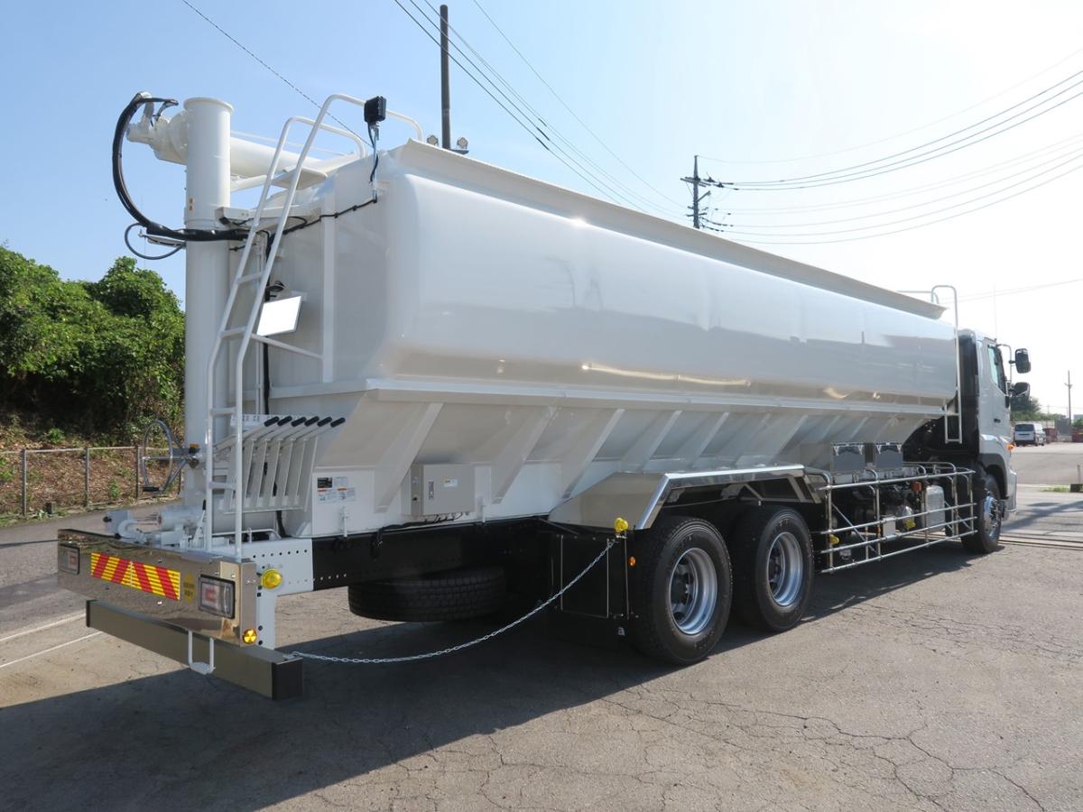 中古飼料運搬車 日野 プロフィア