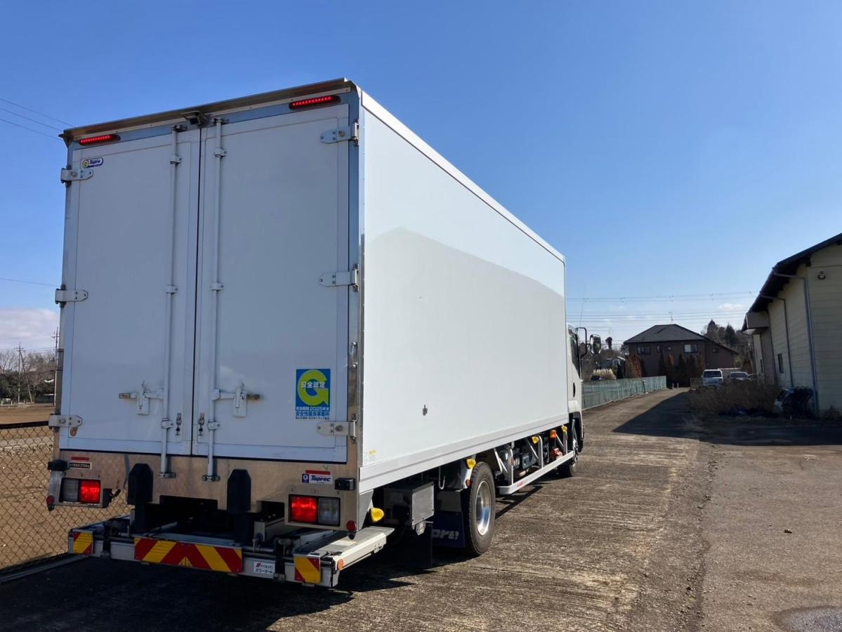 中古冷凍バン いすゞ フォワード