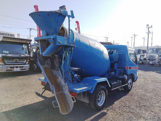 中古ミキサー車(生コン車) 日野 デュトロ