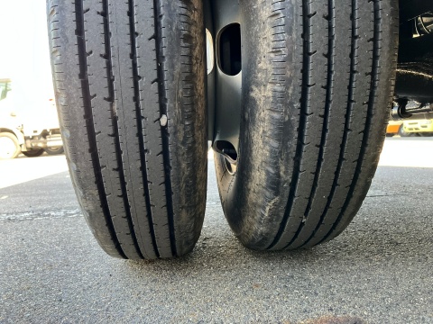 中古平ボディ 三菱ふそう キャンター