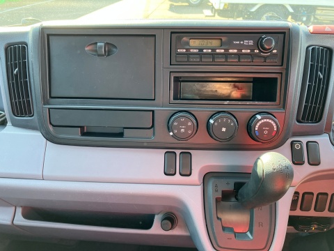 中古平ボディ 三菱ふそう キャンター