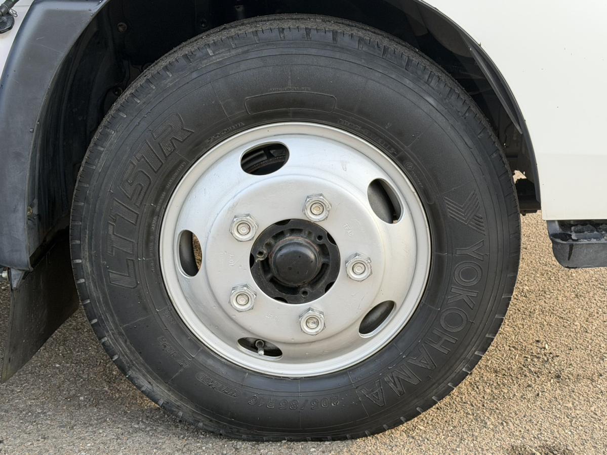 中古高所作業車 日野 デュトロ