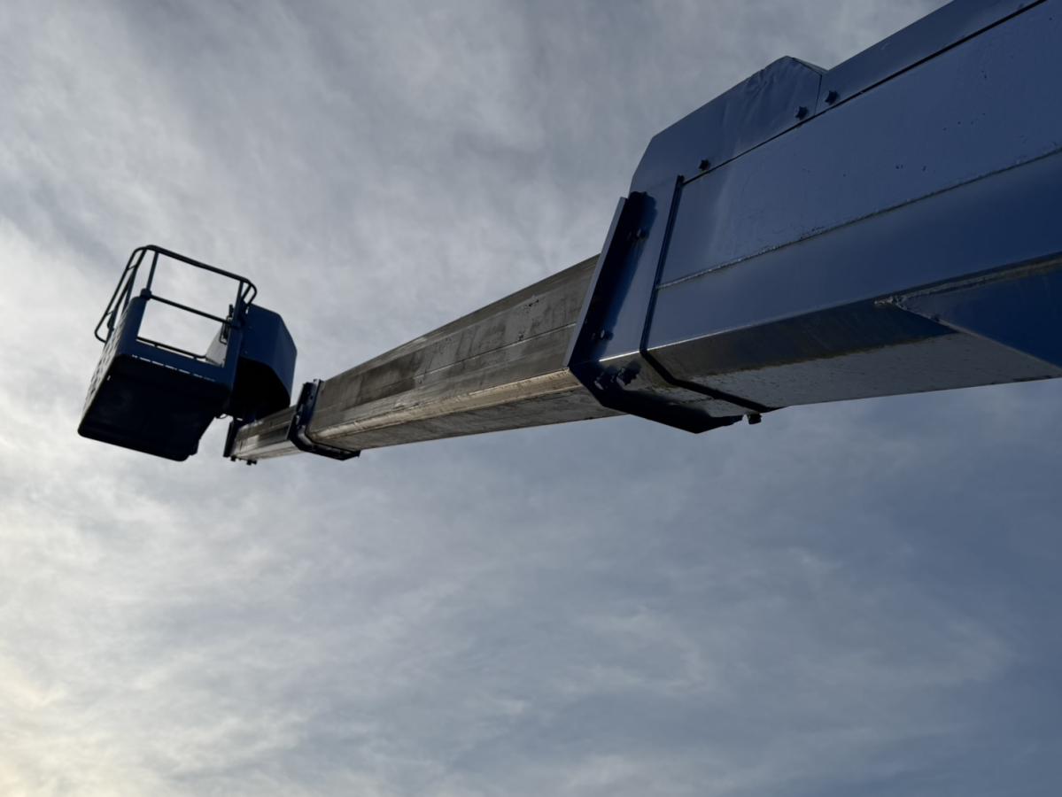 中古高所作業車 日野 デュトロ