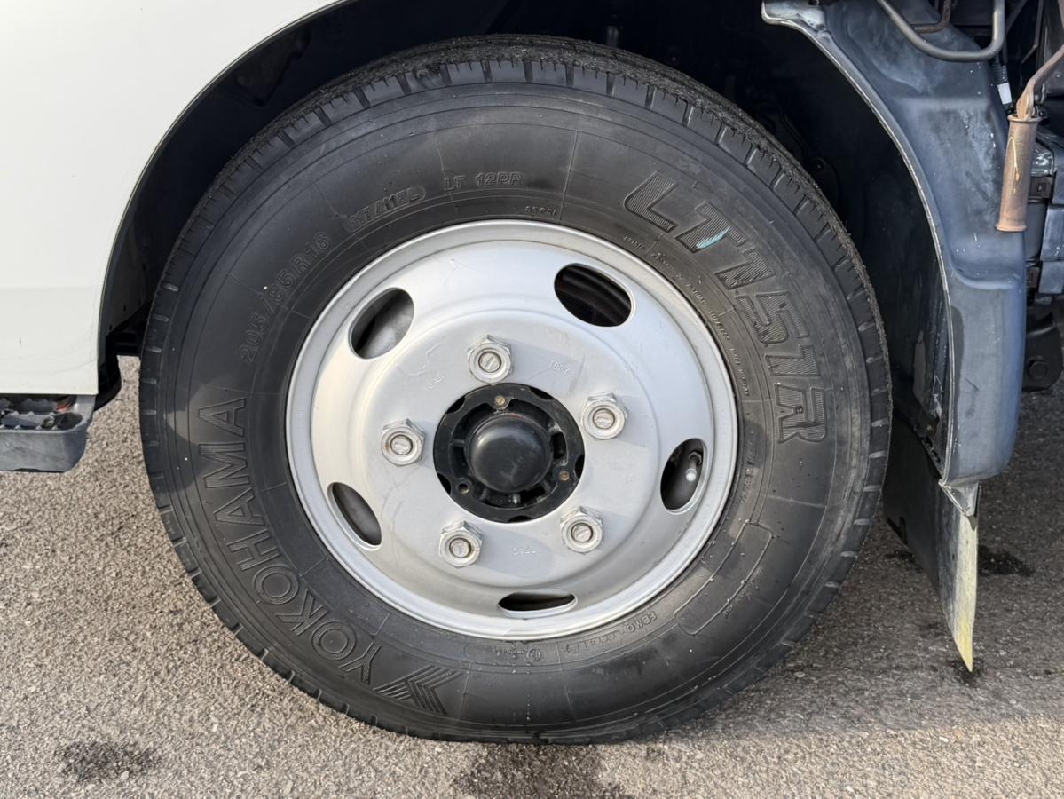 中古高所作業車 日野 デュトロ