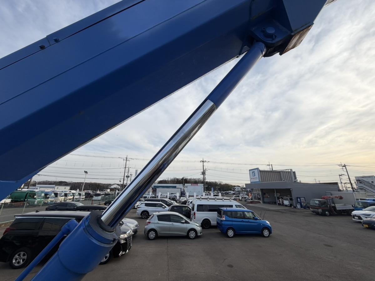 中古高所作業車 日野 デュトロ