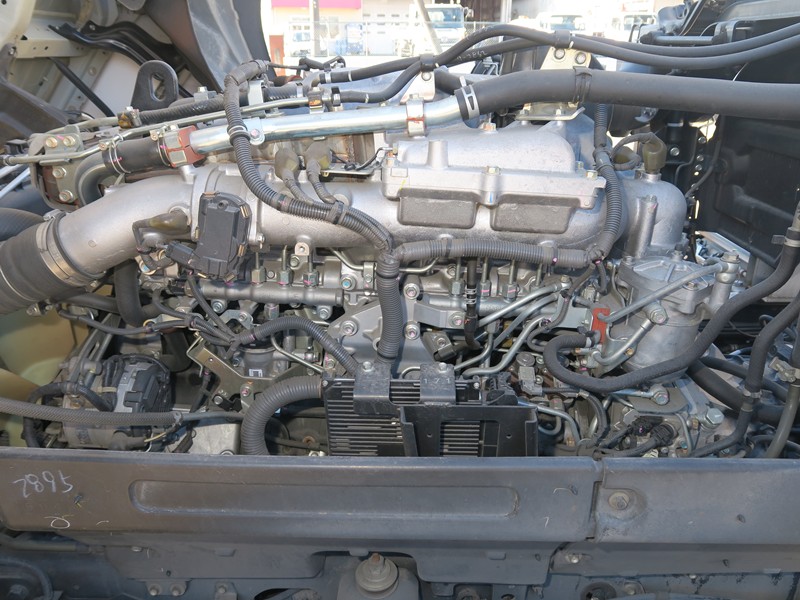 中古粉粒体運搬車 いすゞ ギガ