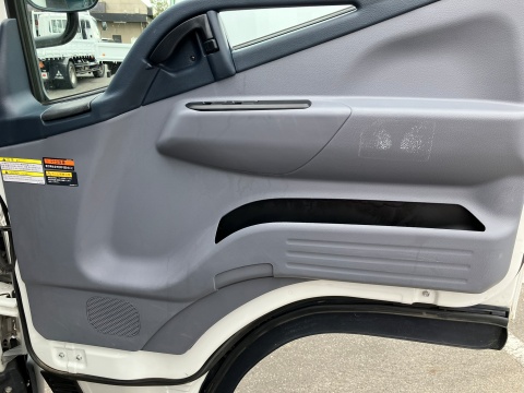 中古クレーン ニッサン アトラス