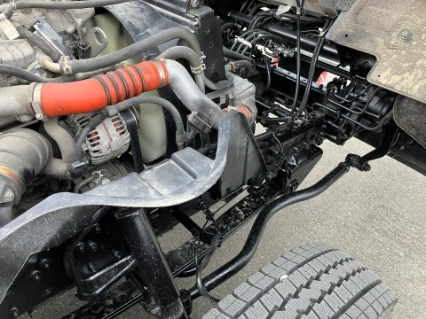 中古クレーン ニッサン アトラス