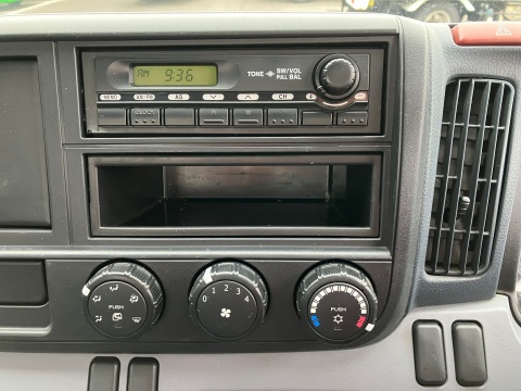 中古クレーン ニッサン アトラス