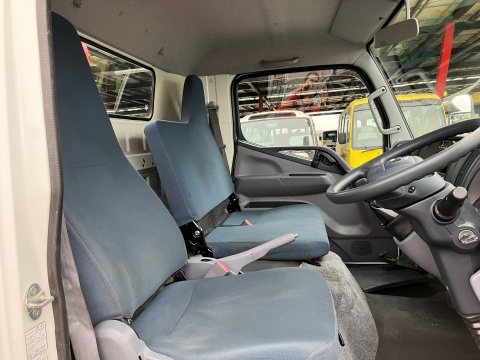 中古クレーン ニッサン アトラス