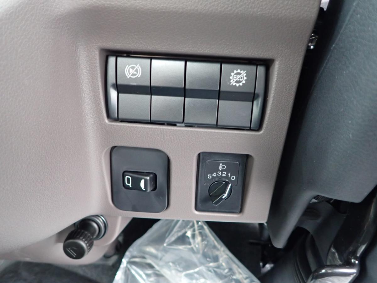 中古平ボディ 三菱ふそう キャンター