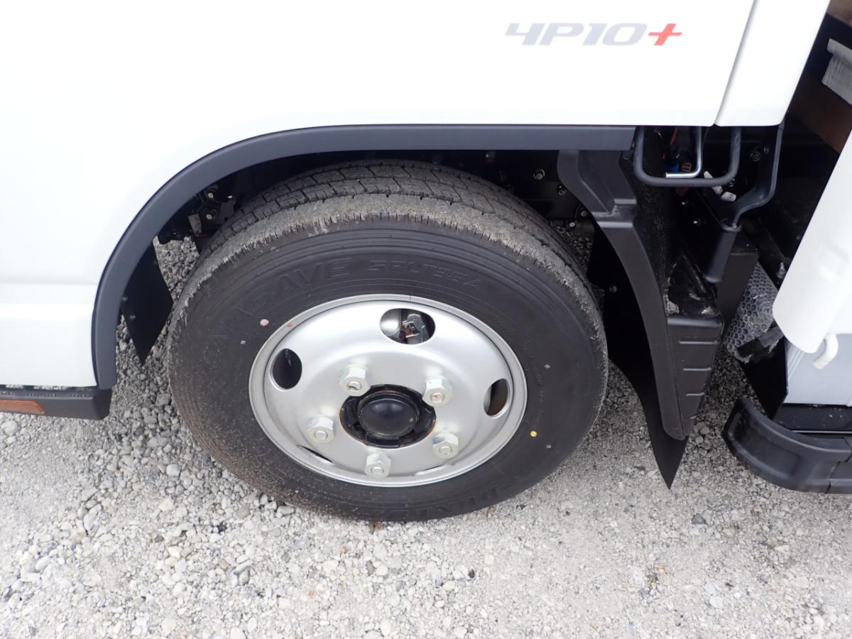 中古平ボディ 三菱ふそう キャンター