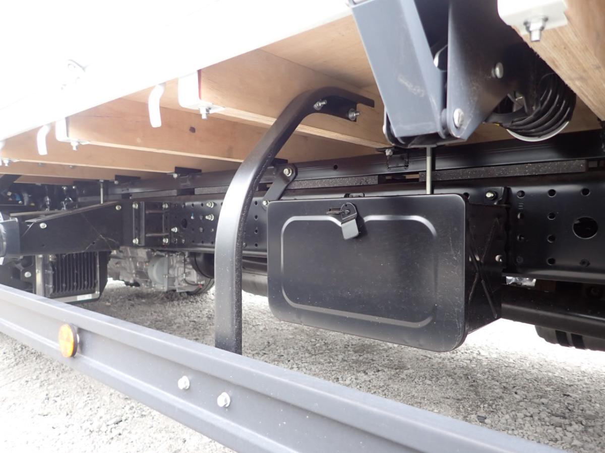 中古平ボディ 三菱ふそう キャンター