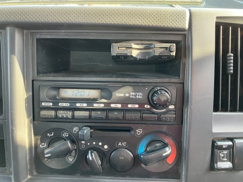 中古ダンプ いすゞ フォワード