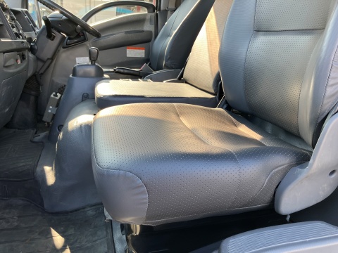 中古ダンプ いすゞ フォワード