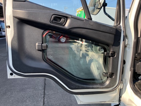 中古平ボディ 三菱ふそう ファイター