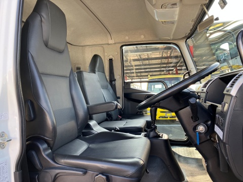 中古平ボディ 三菱ふそう ファイター