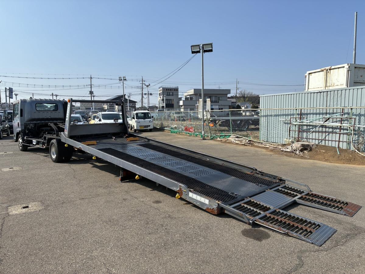 中古キャリアカー(積載車) いすゞ エルフ /ユニック ネオ5 セーフティ 中古キャリアカー(積載車) いすゞ エルフ /ユニック ネオ5 セーフティ