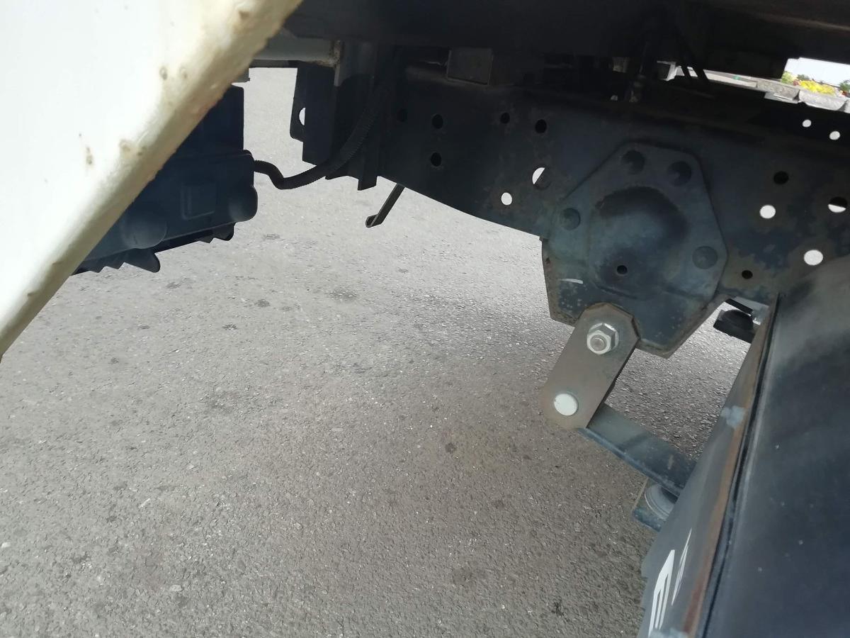 中古平ボディ いすゞ エルフ