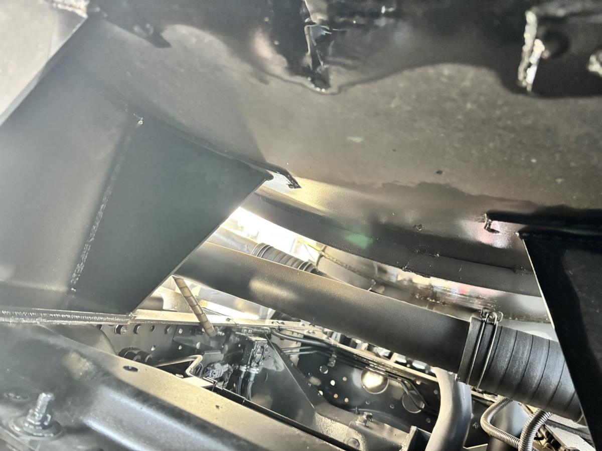 中古糞尿車(バキュームカー) いすゞ エルフ