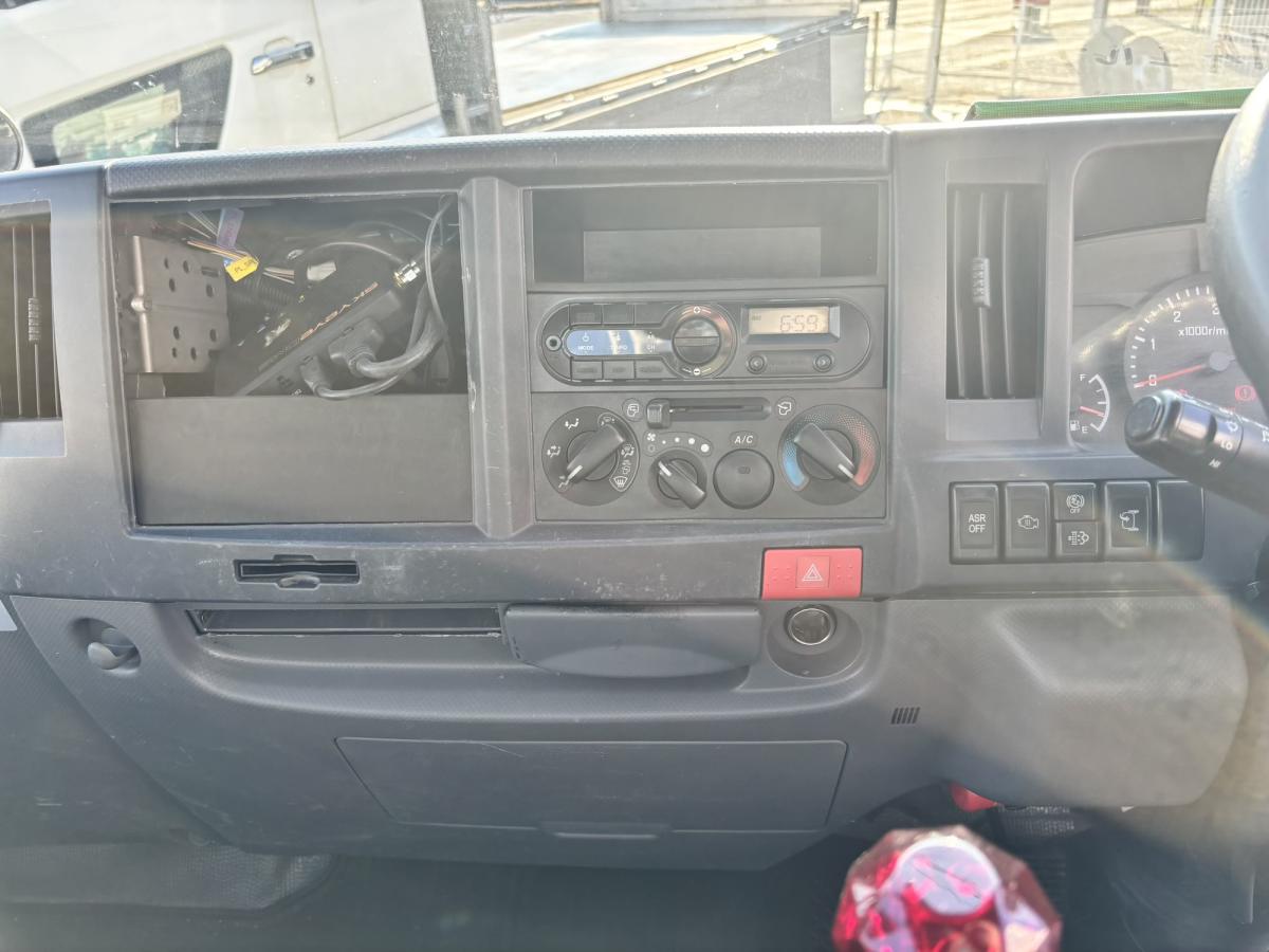 中古糞尿車(バキュームカー) いすゞ エルフ