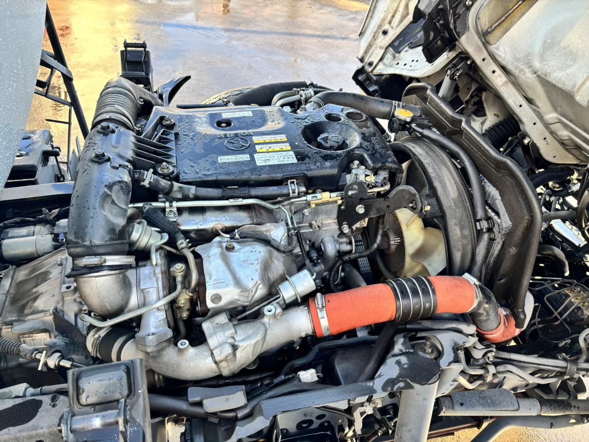 中古糞尿車(バキュームカー) いすゞ エルフ