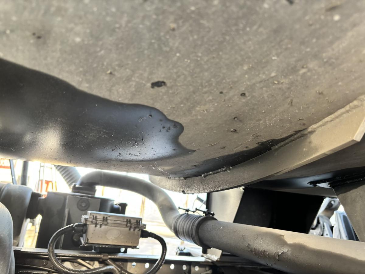 中古糞尿車(バキュームカー) いすゞ エルフ