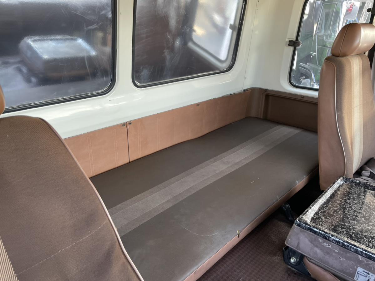 中古セルフローダー 日野 スーパードルフィン