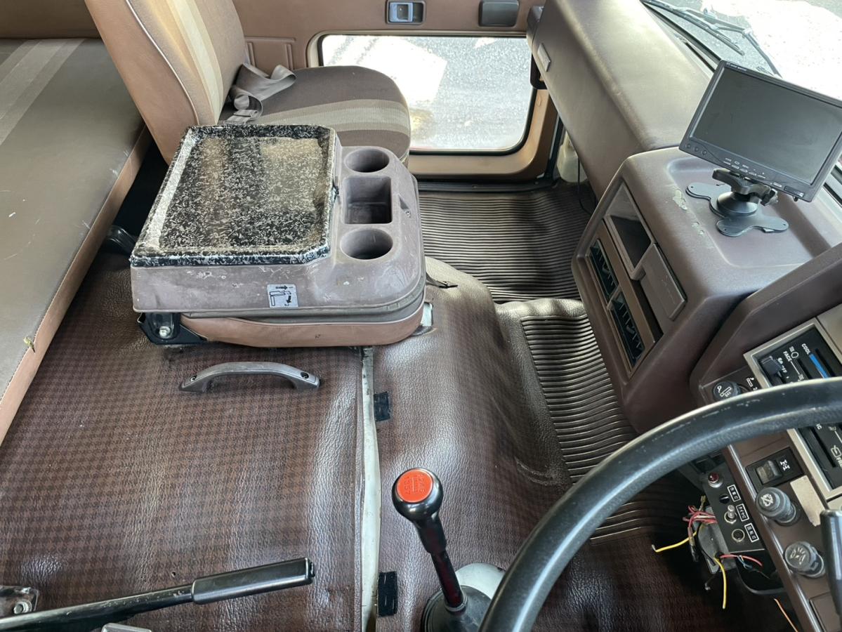 中古セルフローダー 日野 スーパードルフィン