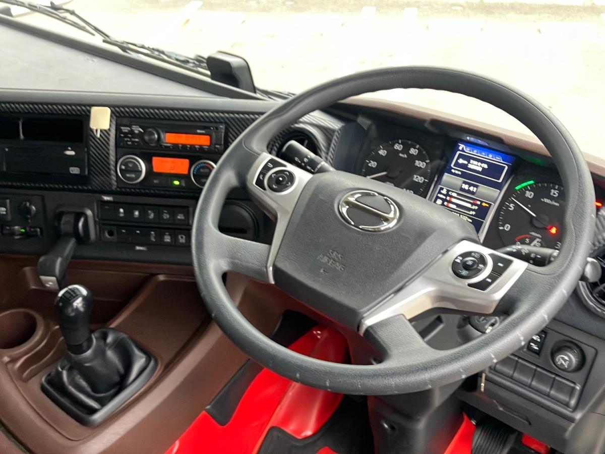 中古トラクタ 日野 プロフィア