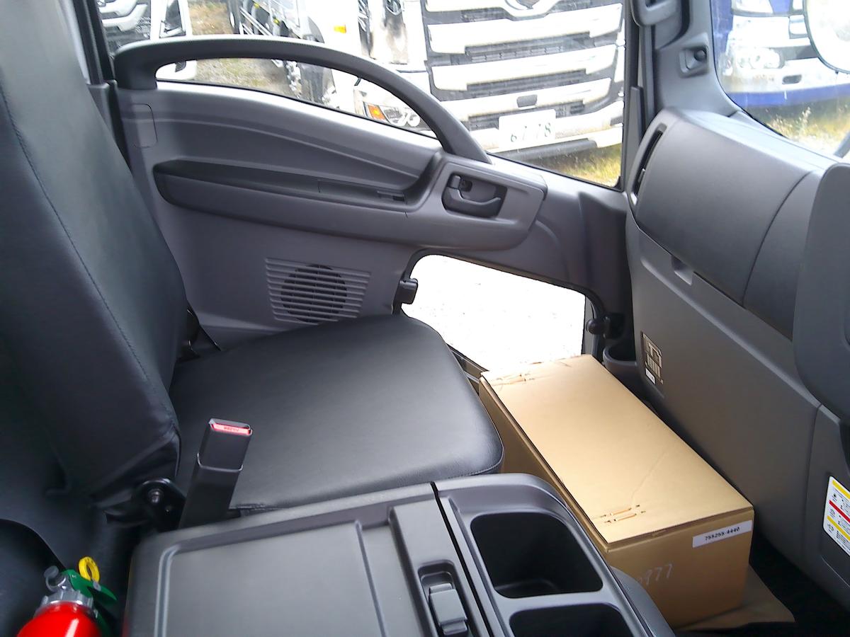 中古ミキサー車(生コン車) いすゞ フォワード