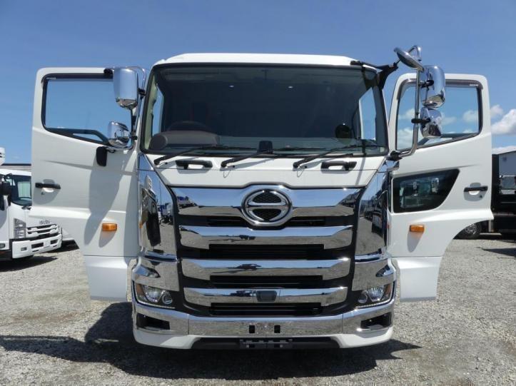 中古トラクタ 日野 プロフィア /日野 トラクタ（牽引車） 令和3年式