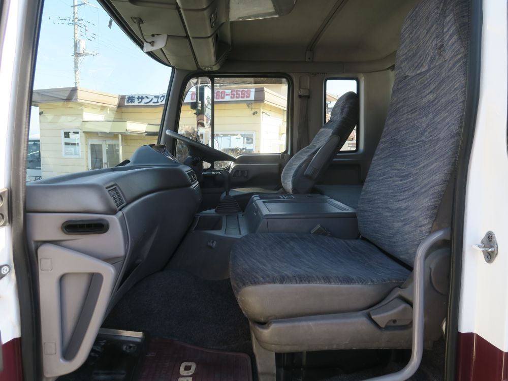 中古タンクローリー 日野 プロフィア