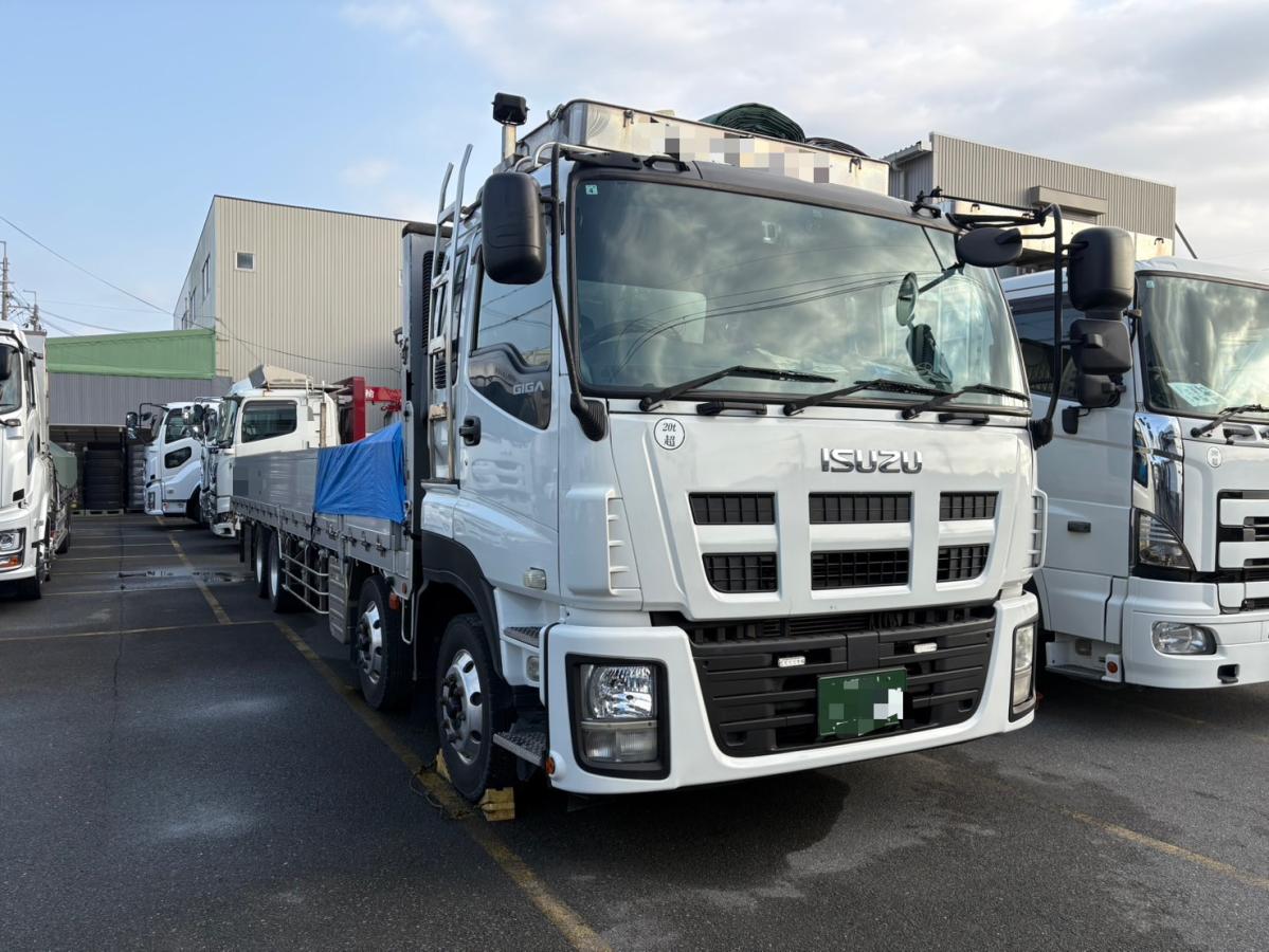 H27年式 いすゞギガ低床平ボディ CYJ77A 安心の7速MT♪