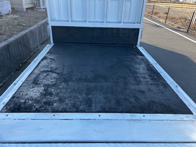 中古平ボディ 三菱ふそう キャンター