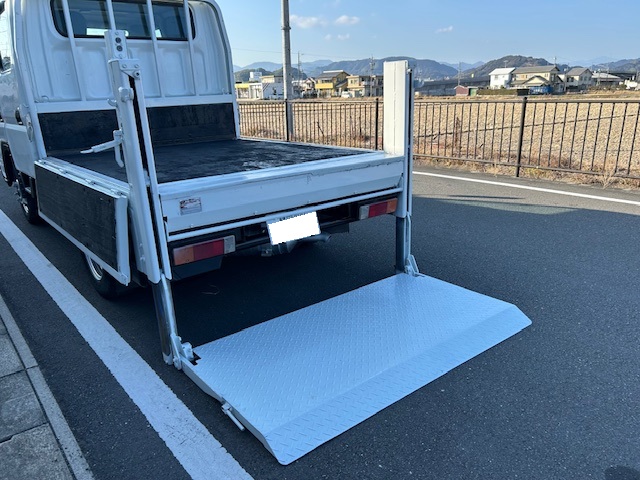 中古平ボディ 三菱ふそう キャンター