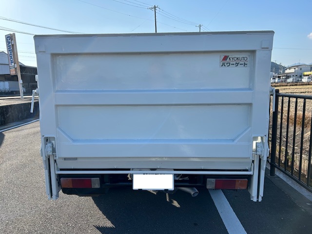 中古平ボディ 三菱ふそう キャンター