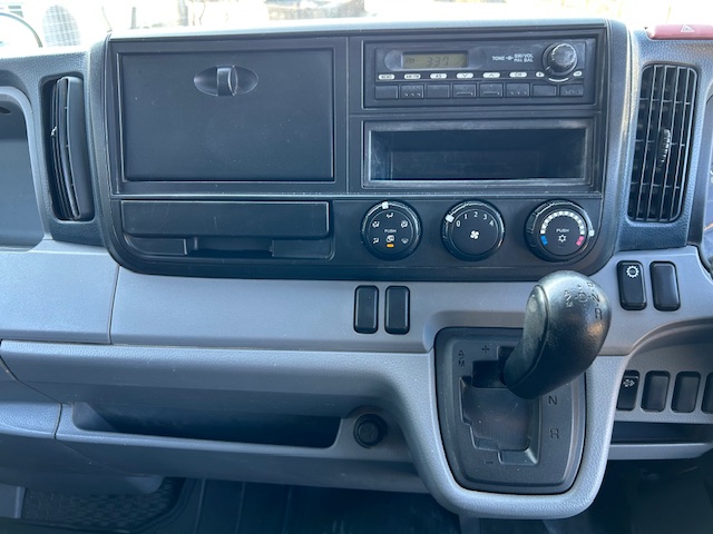 中古平ボディ 三菱ふそう キャンター