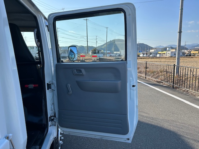 中古平ボディ 三菱ふそう キャンター