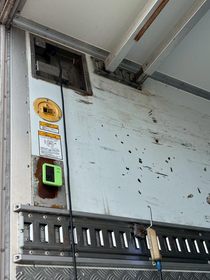 中古冷凍バン 日野 レンジャー