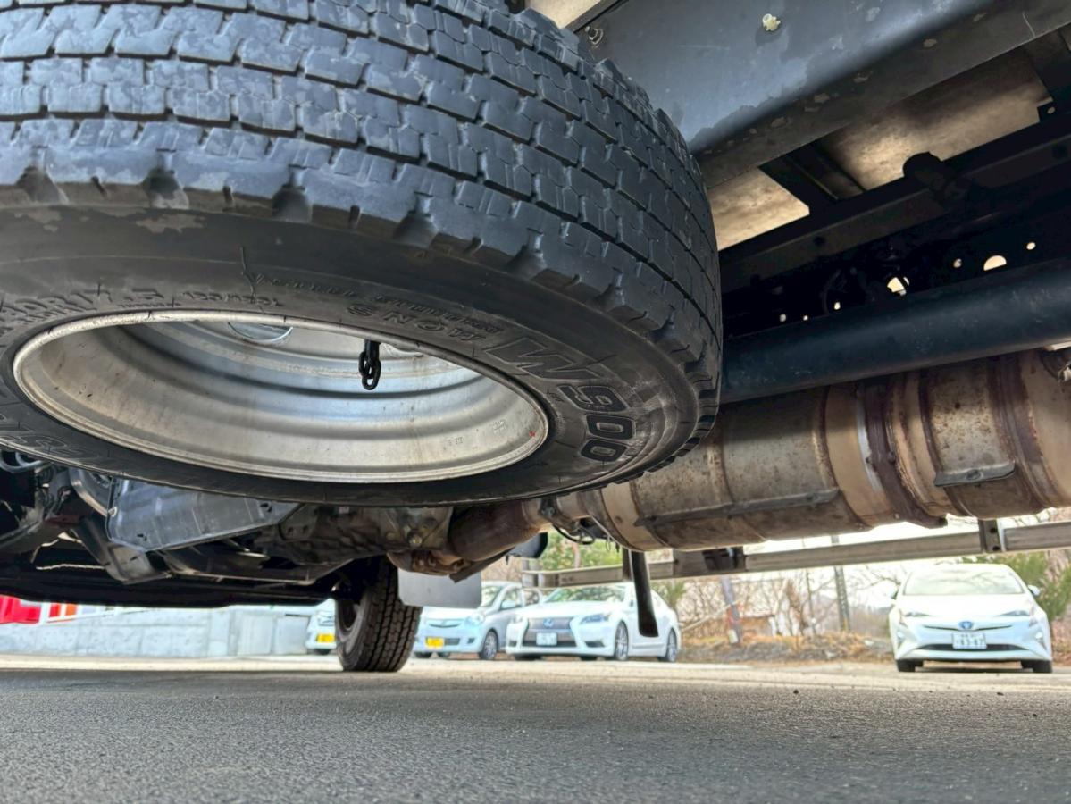 中古冷凍バン 日野 レンジャー