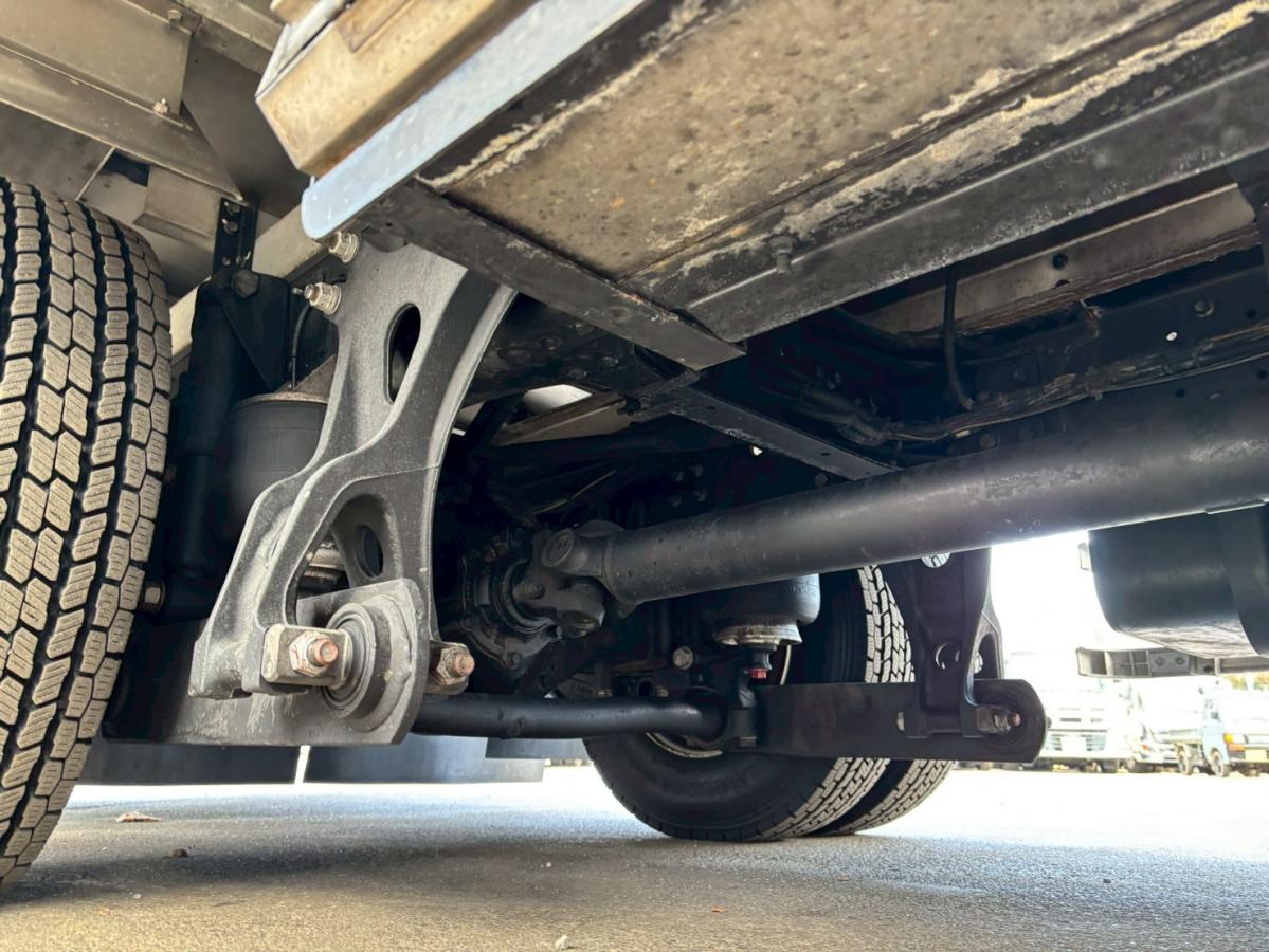 中古冷凍バン 日野 レンジャー