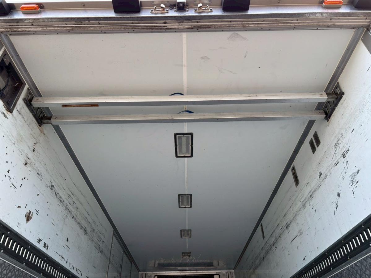 中古冷凍バン 日野 レンジャー