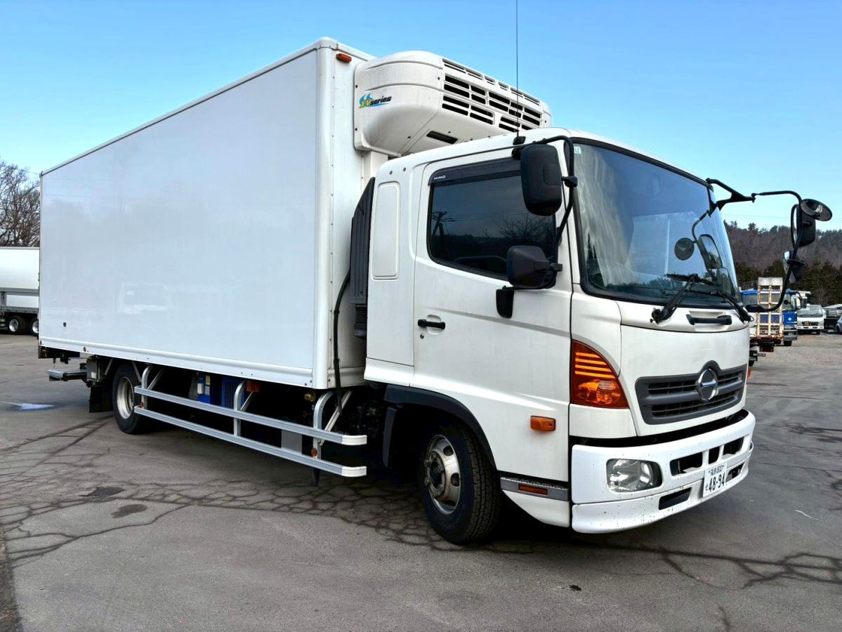 中古冷凍バン 日野 レンジャー