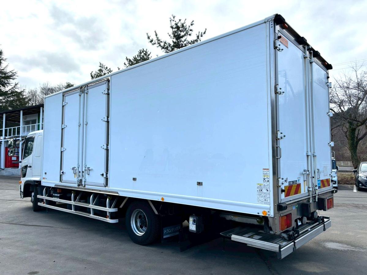 中古冷凍バン 日野 レンジャー