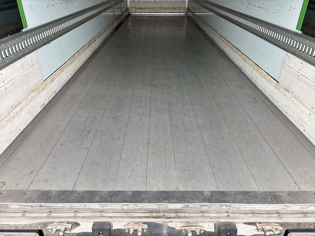 中古冷凍バン UDトラックス クオン