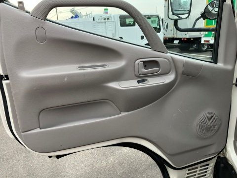 中古クレーン トヨタ ダイナ